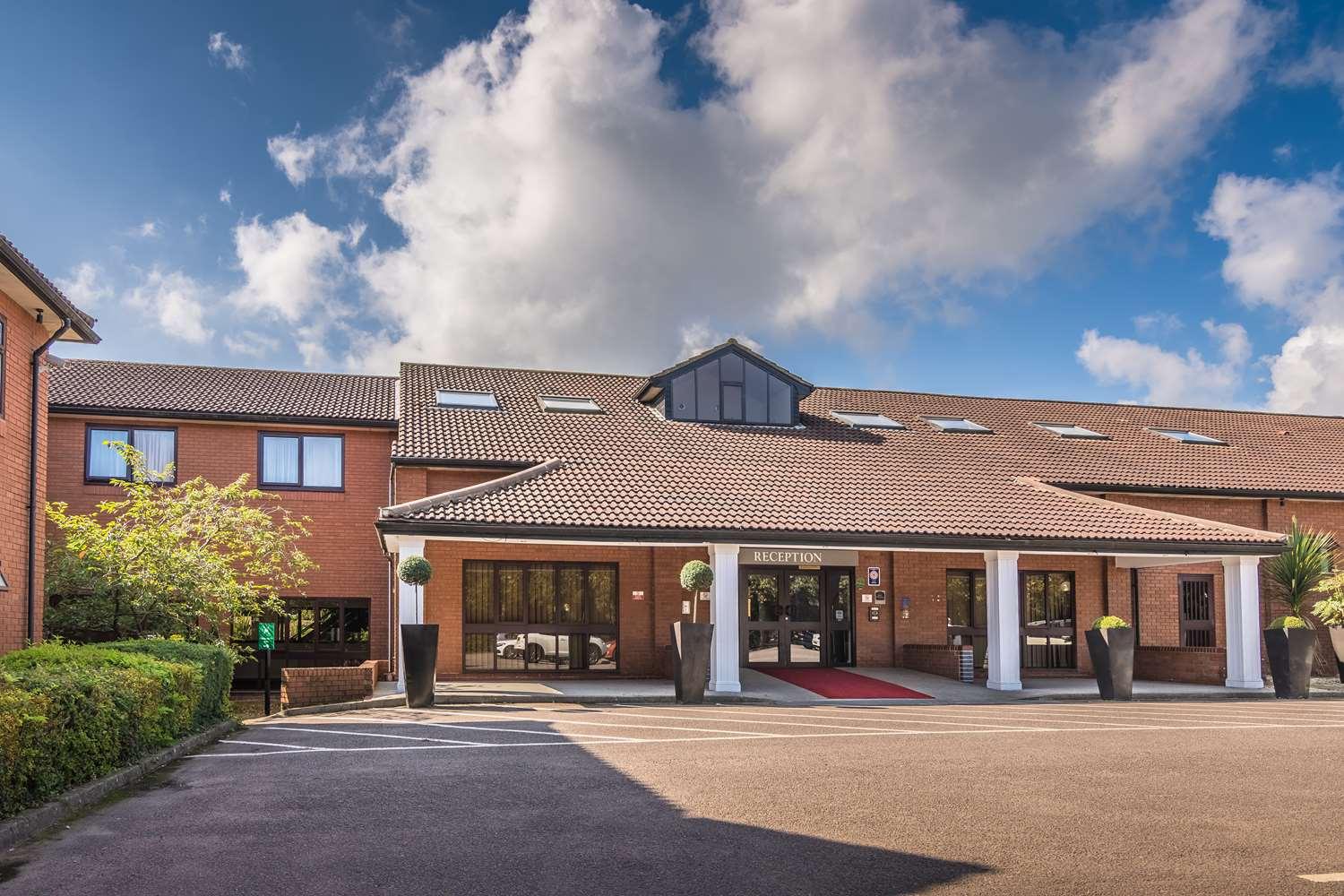 Best Western Rockingham Forest Hotel Corby Exterior foto